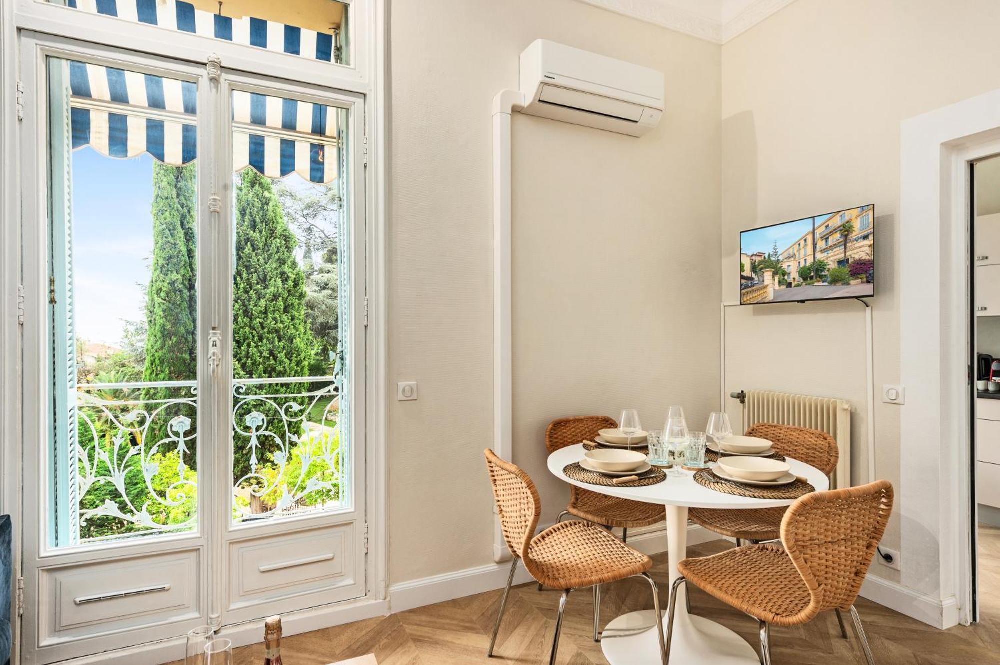 Apartament Mont Fleuri- Somptueux 2 Pieces - Parking - Mentona Zewnętrze zdjęcie